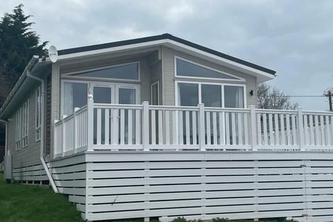 2 bedroom mobile home for sale, Nodes Point Holiday Park, Ryde PO33