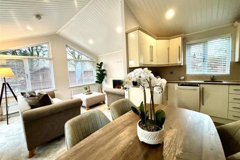 2 bedroom mobile home for sale, Limefitt Holiday Park, Patterdale Road, Windermere LA23