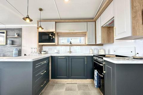 2 bedroom mobile home for sale, White Cross Bay, Ambleside Road, Windermere LA23