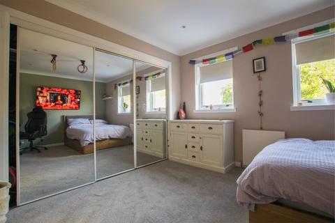 83 Curlinghall, Largs, KA30 8LB