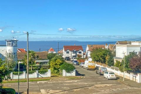 3 bedroom detached house for sale, Grand Drive, Herne Bay