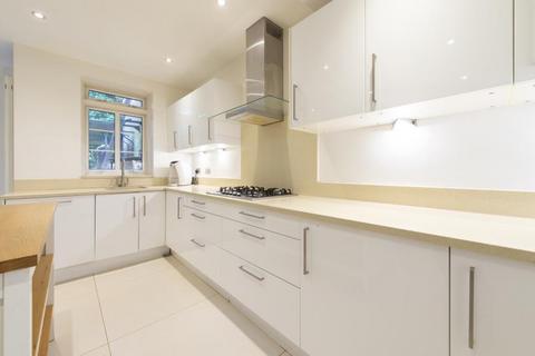 4 bedroom terraced house to rent, West Heath Road, Hampstead, London, NW3