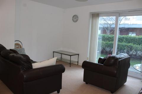 2 bedroom flat to rent, Slater House, Woden Street, Manchester M5 4UE