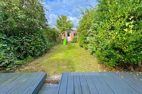 2 bedroom semi-detached house for sale, Wagon Lane, Solihull