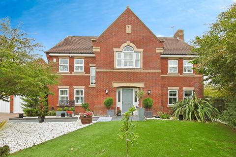 4 bedroom detached house for sale, The Pines, Kingston Upon Hull, City Of Kingston Upon Hull, HU7 3GT