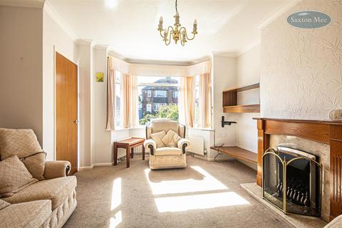 6 Grenobank Road, Grenoside, Sheffield, S35 8NW