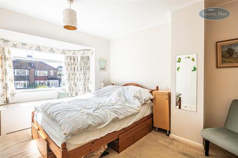 6 Grenobank Road, Grenoside, Sheffield, S35 8NW