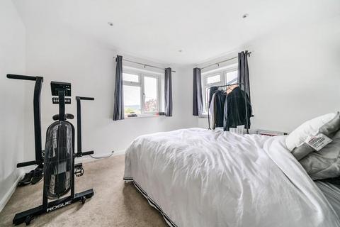 2 bedroom flat for sale, Chesham,  Buckinghamshire,  HP5