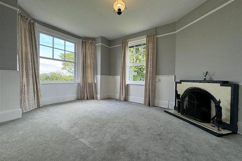 2 bedroom bungalow to rent, Nowers Lane, Wellington