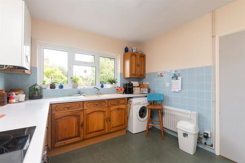 53 Fairview Road, Istead Rise, Gravesend, DA13 9DP