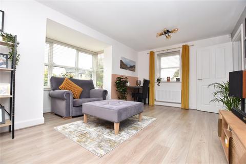 4 Crocus Drive, Drighlington, Bradford, BD11 1EQ