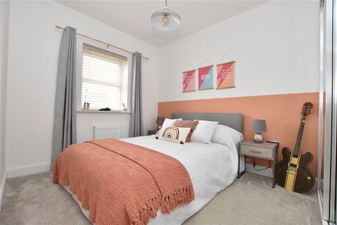 4 Crocus Drive, Drighlington, Bradford, BD11 1EQ
