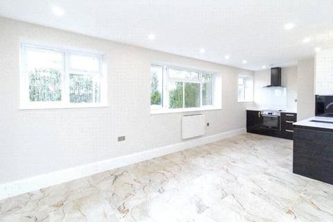 2 bedroom apartment for sale, Cornwall Road, Pinner, HA5