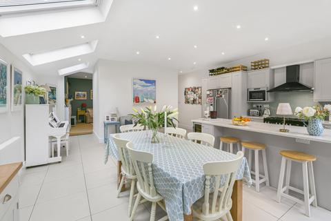55 Wyatt Park Road, London, SW2 3TW