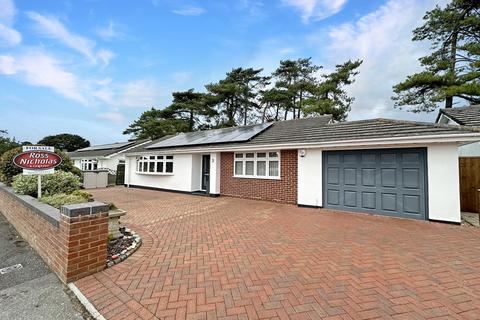 3 bedroom detached bungalow for sale, Elmwood Way, Highcliffe, Dorset. BH23 5DL