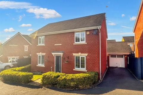 4 bedroom detached house for sale, Kempton Close, Corby NN18