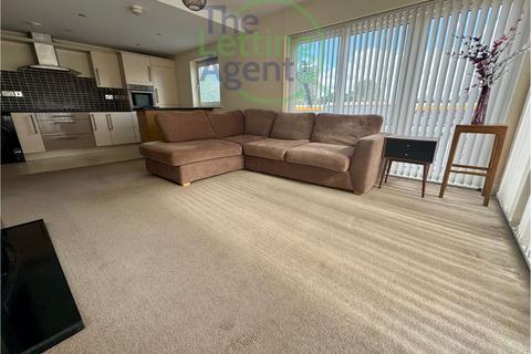 3 bedroom flat to rent, Compass Point, 1 Pocklington Drive, Manchester, M23 1ED