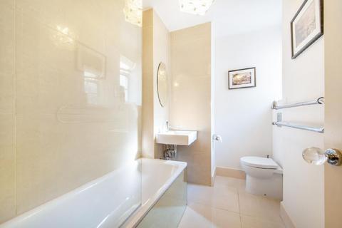 1 bedroom flat for sale, Hatherley Grove, Bayswater