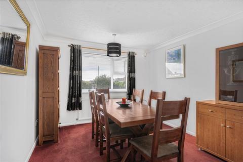 3 bedroom semi-detached house for sale, Arundel Road Central, Peacehaven