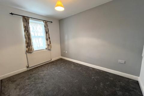 2 bedroom terraced house to rent, Woodvale Court East Street, Newton Abbot, Devon, TQ12