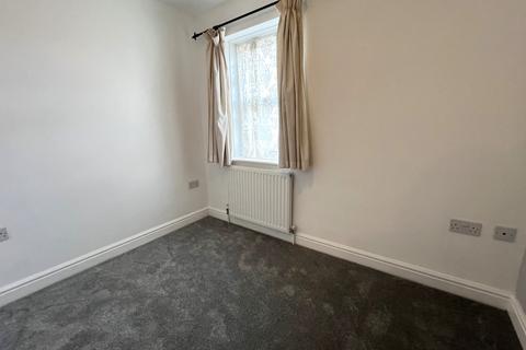 2 bedroom terraced house to rent, Woodvale Court East Street, Newton Abbot, Devon, TQ12