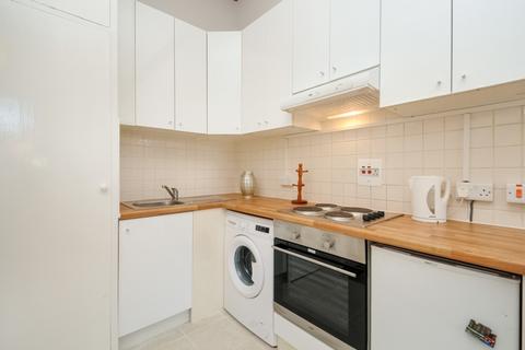 Studio to rent, Princes Avenue Muswell Hill N10