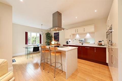 138 Bocking Lane, Sheffield, S8 7BL
