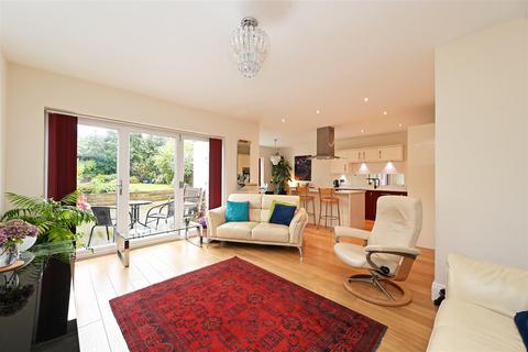 138 Bocking Lane, Sheffield, S8 7BL