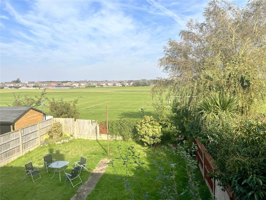 Shackleton Road, Leasowe, Wirral, CH46 3 bed semidetached house for