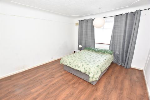 9 Shackleton Road, Wirral, CH46 2RS