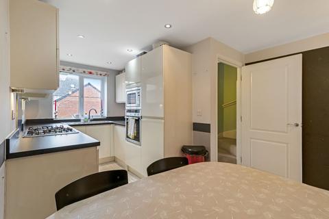 1 John Harper Close, Stroud, GL5 4HT