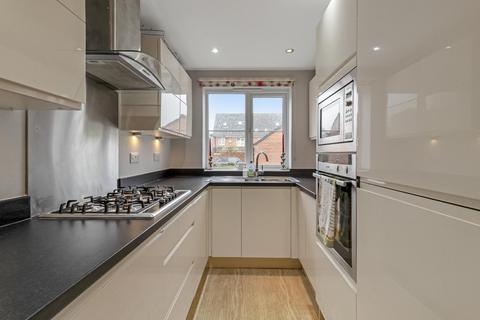1 John Harper Close, Stroud, GL5 4HT