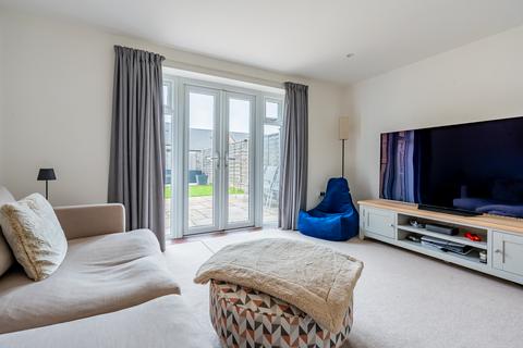 40 Snowdrop Drive, Emersons Green, Bristol, BS16 7LF