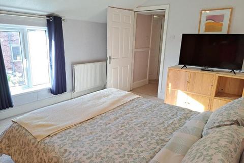 2 bedroom flat to rent, Southport PR9