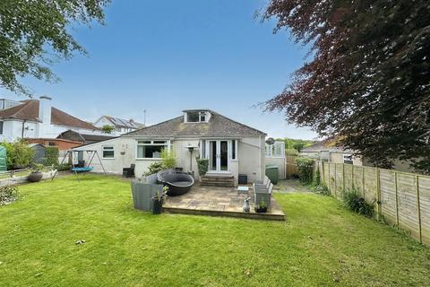 2 bedroom bungalow to rent, Bridport