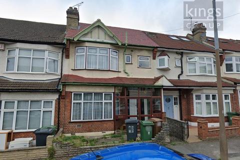 112 Whitehall Gardens, London, E4 6EJ