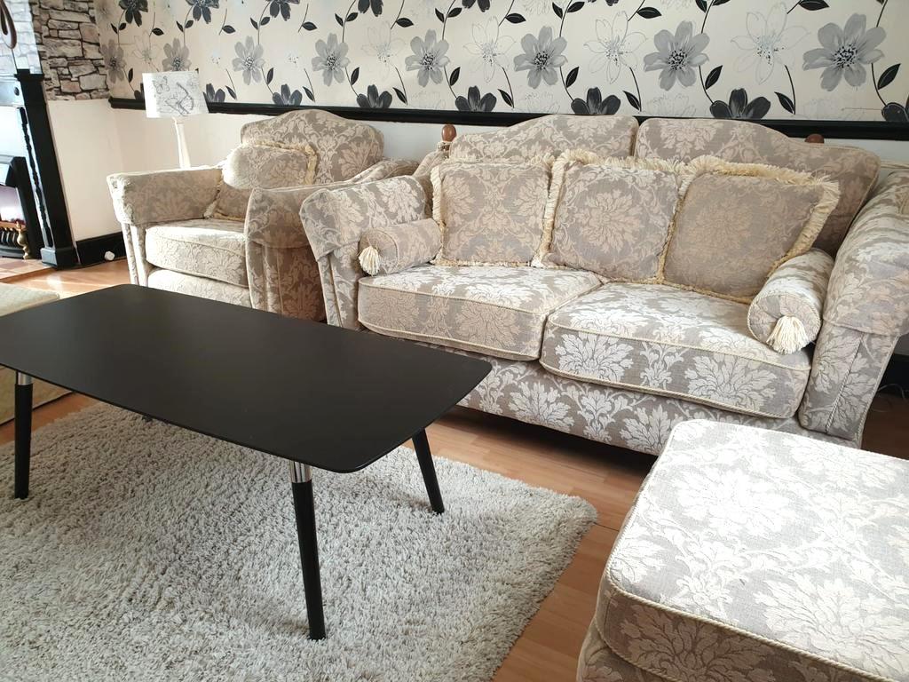 Cartwright Road, Dagenham RM9 2 bed terraced house to rent £2,000 pcm (£462 pw)