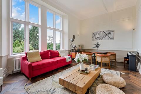 3 bedroom apartment for sale, Victoria Court, Redhill RH1