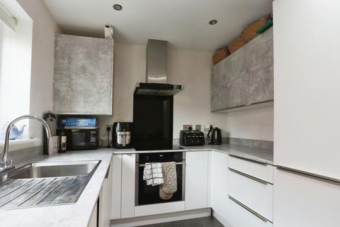 2 bedroom townhouse for sale, Scotts Square, Hull, East Riding of Yorkshire, HU1 1AU