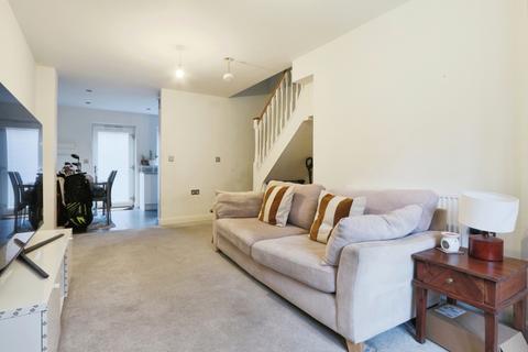 2 bedroom townhouse for sale, Scotts Square, Hull, East Riding of Yorkshire, HU1 1AU