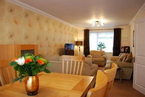 2 bedroom flat for sale, Chorleywood,  Hertfordshire,  WD3