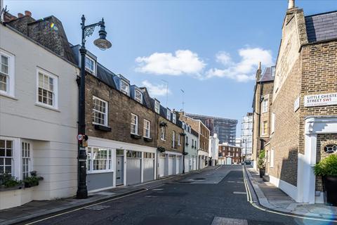 2 bedroom mews for sale, Belgravia, London, SW1X