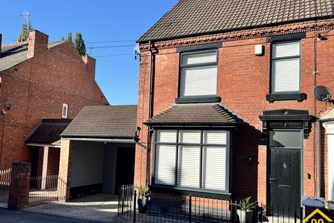 51 Compton Road, Cradley Heath, B64 5BB