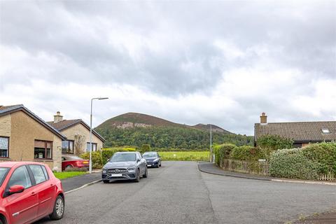 3 bedroom detached bungalow for sale, 19 Brunton Park, Bowden, Melrose