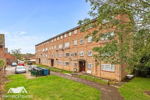 2 bedroom maisonette for sale, Carters Mead, Harlow