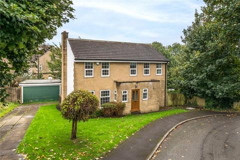 4 bedroom detached house for sale, Emmfield Drive, Bradford, West Yorkshire, BD9