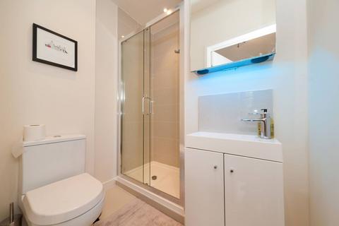 2 bedroom flat to rent, Lupus Street, Pimlico, London, SW1V