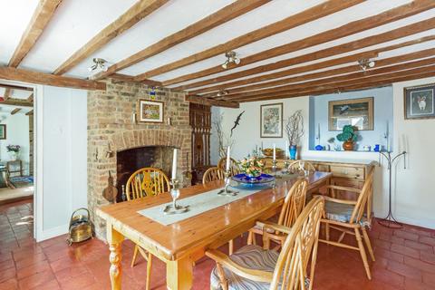 undefined, Frampton on Severn, Gloucester, Gloucestershire, GL2
