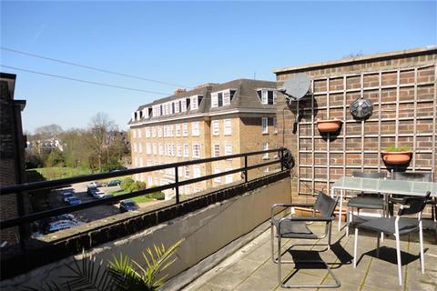 3 bedroom flat to rent, Broxwood Way, London, NW8