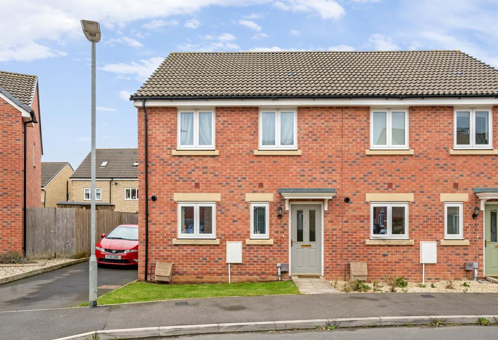 Teachers Way, Melksham, Wiltshire 3 bed semidetached house for sale